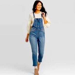 Universal Threads Denim Overalls Tapered Raw Hem  SZ 10